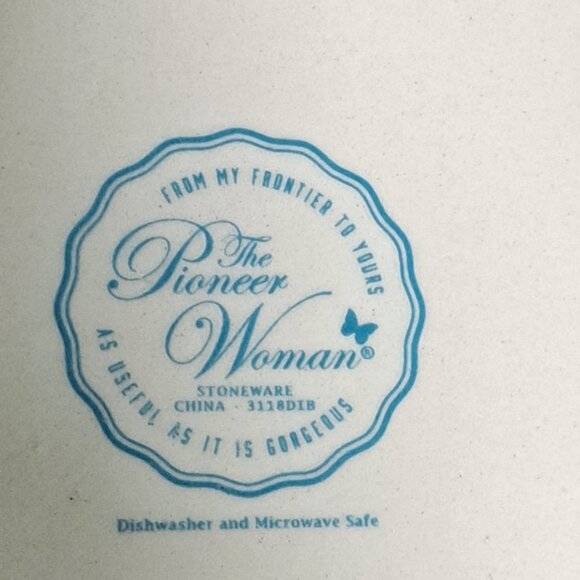 Set of 2 ~ Pioneer Woman Classic Floral Stoneware Dinner Plates ~ - Picture 6 of 11